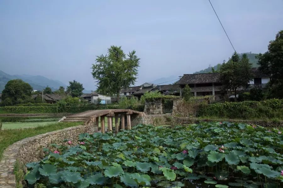 中國(guó)古建筑，千年古村不會(huì)消失但卻只剩下老房