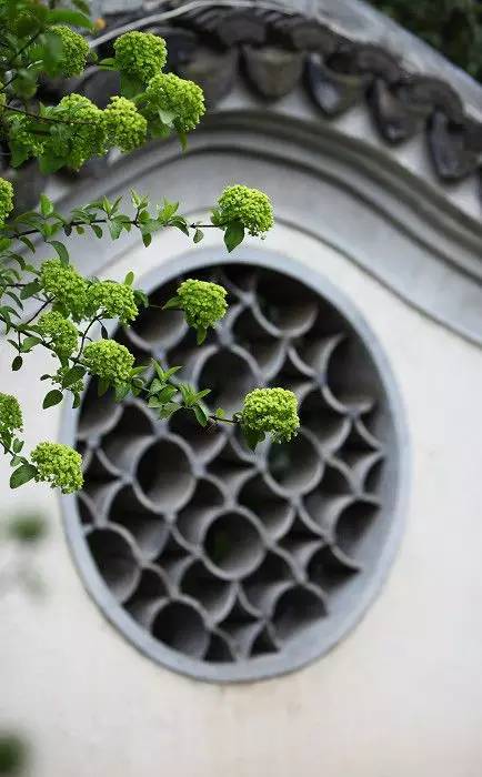 古建筑，一片瓦，遮風(fēng)擋雨