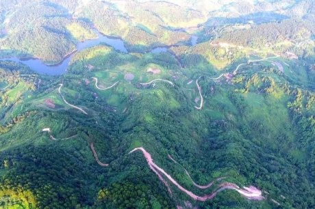 大來山樹屋民宿，喚醒古老村莊留住青山綠水