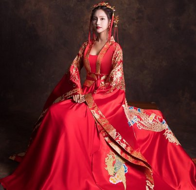 漢服新娘結(jié)婚禮服，奢華大氣中式禮服