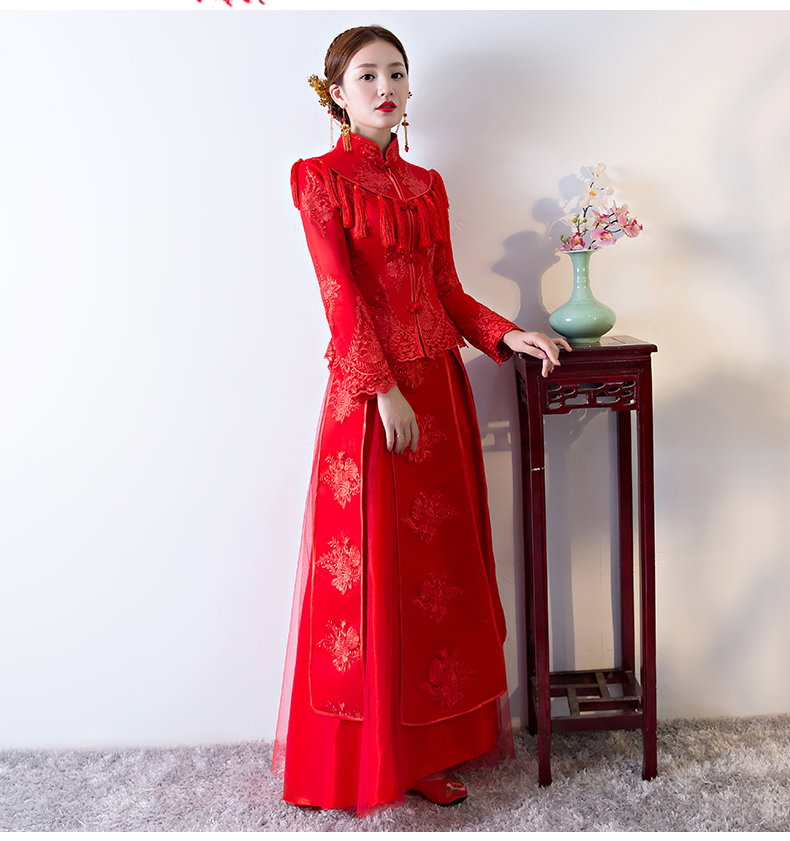 精致蕾絲花紋中式禮服，新娘結(jié)婚禮服