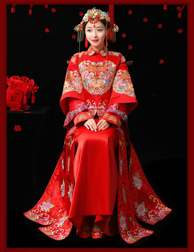 古典中國(guó)風(fēng)中式禮服，紅色結(jié)婚新娘禮服