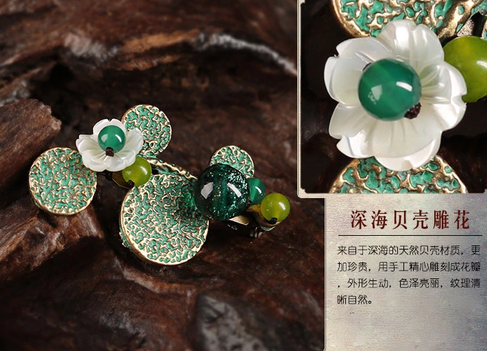 復(fù)古綠色小胸針民族風(fēng)胸花飾品