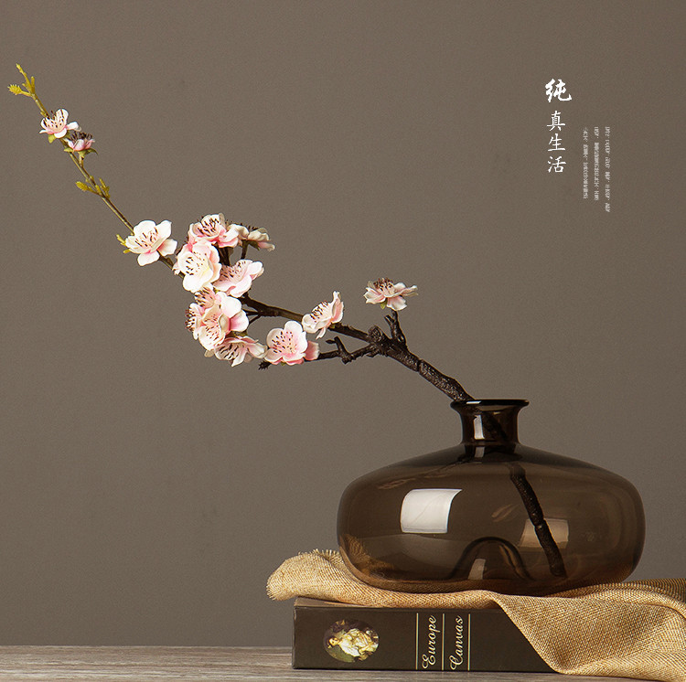 極簡(jiǎn)藝術(shù)中式插花