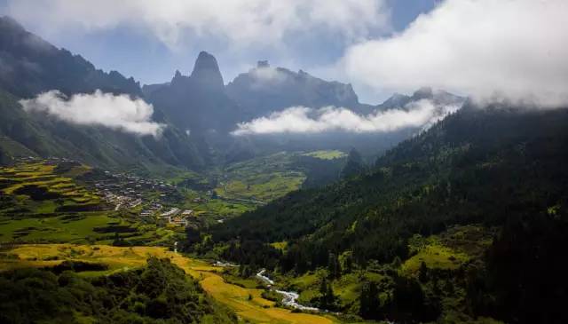 十處優(yōu)美的山水風(fēng)景，錦繡山河如詩(shī)如畫！