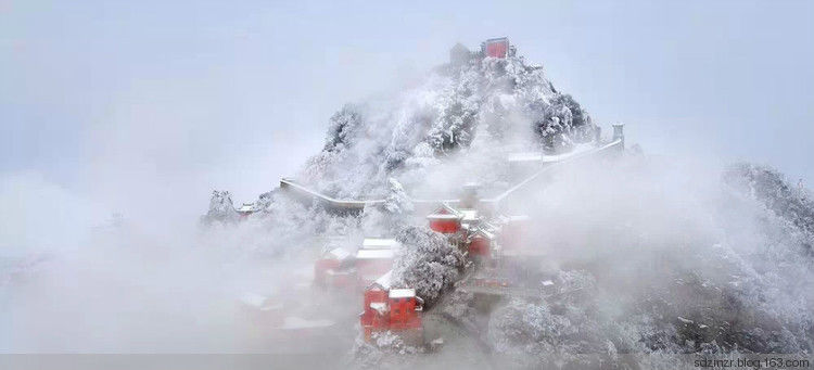 武當山千里冰封萬里雪飄