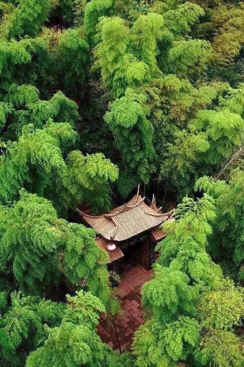 中國(guó)園林風(fēng)水中的布局藝術(shù)