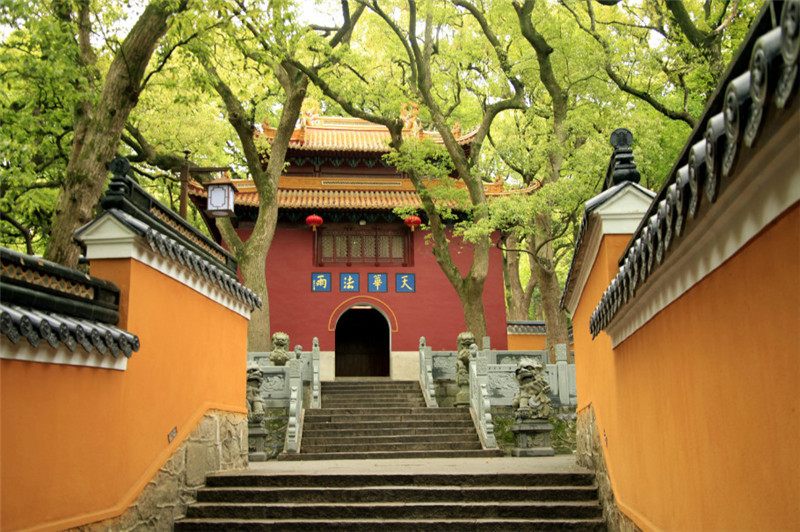 普陀三大寺之一——法雨寺