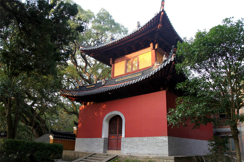 普陀三大寺之一——法雨寺