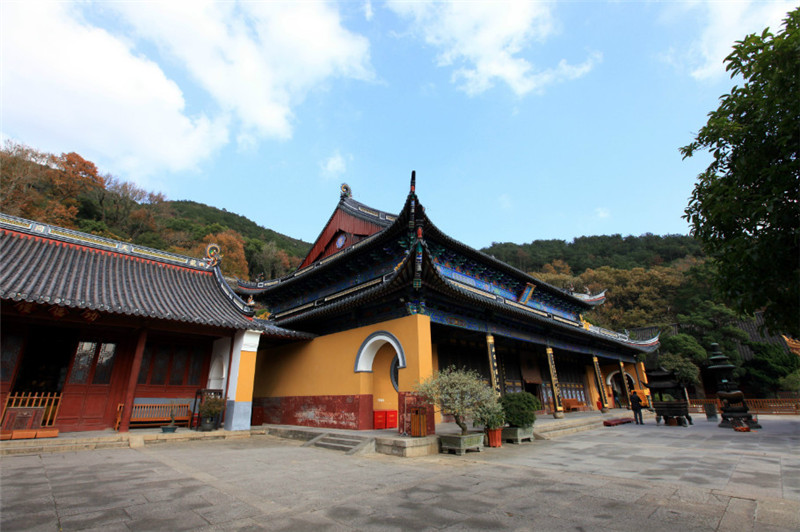 普陀三大寺之一——法雨寺